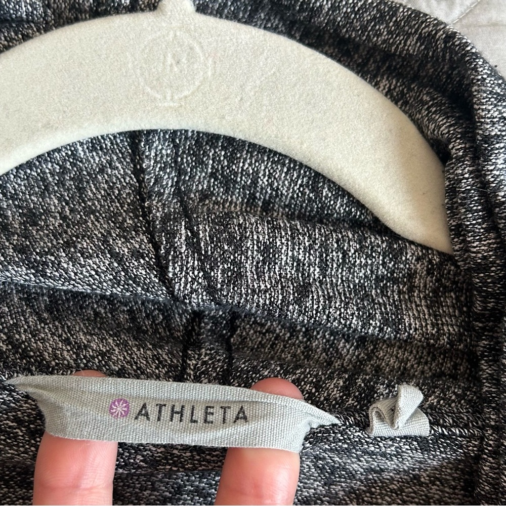 🩷ATHLETA HEATHERED BLACK GRAY SWEATER CARDIGAN TRENDING LONG SLEEVE SIZE SMALL - Picture 6 of 7